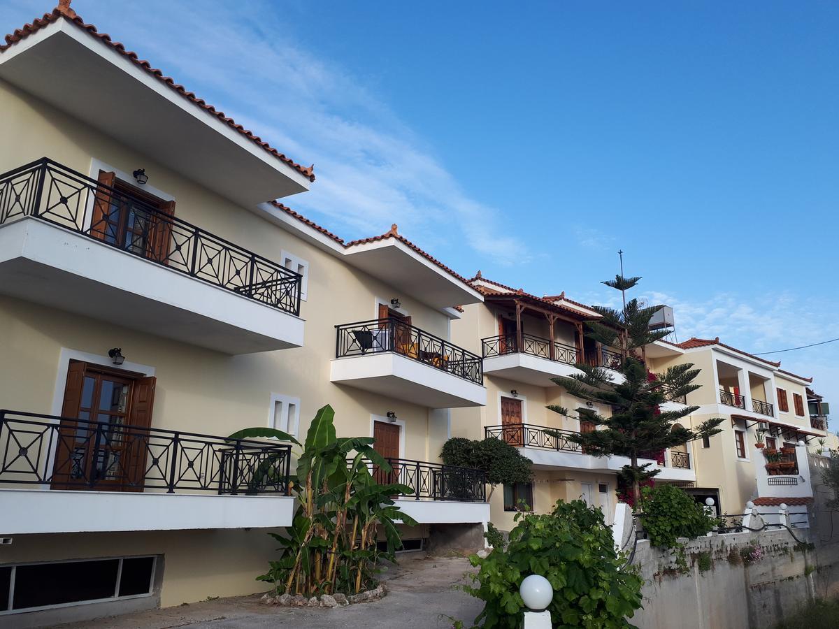 Thalina Hotel Marathokampos Exterior photo